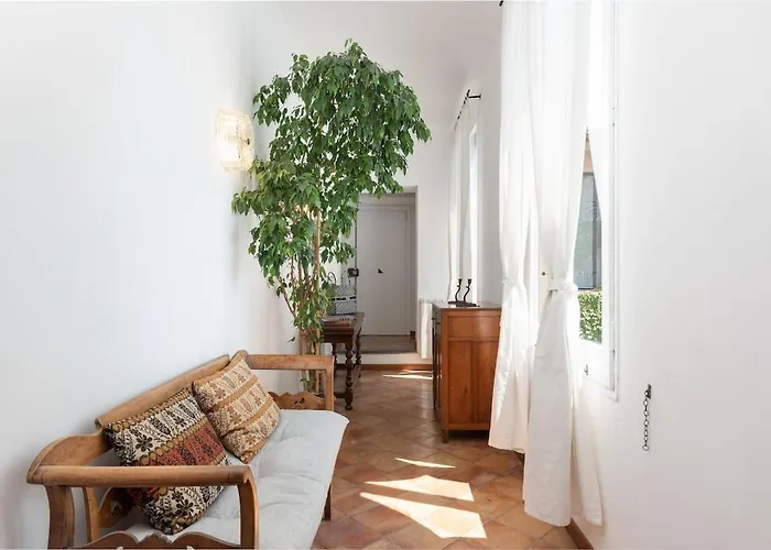 Luxury Heritage Penthouse - Navona Apartment
